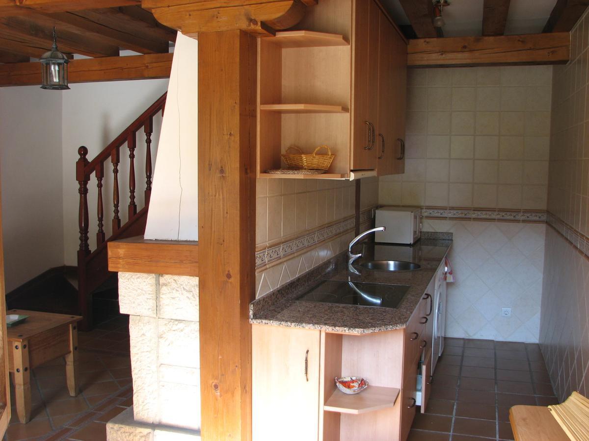 Viviendas Rurales Aldea De Dosamantes Pesaguero-La Parte Exterior photo
